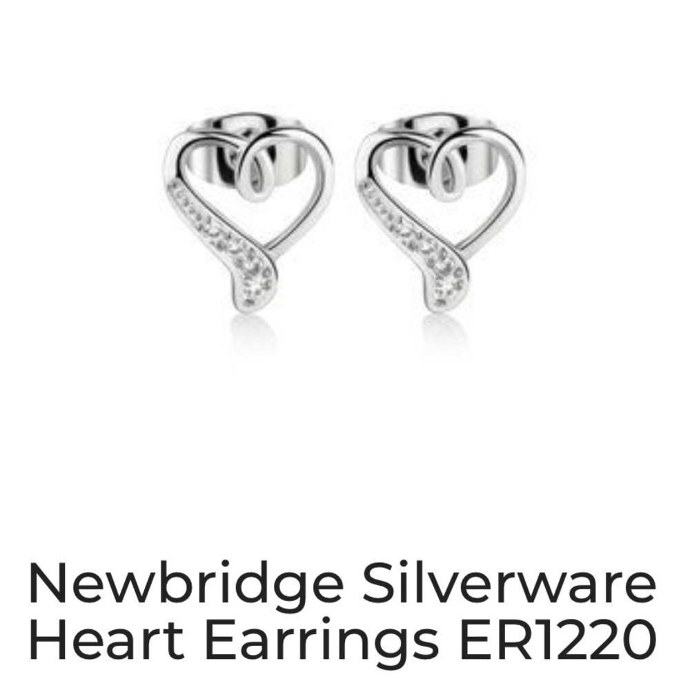 BNIB silver heart earrings